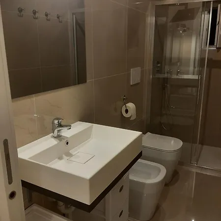 Moderno Forio di Ischia