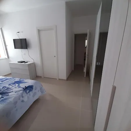 Moderno Apartamento Ísquia